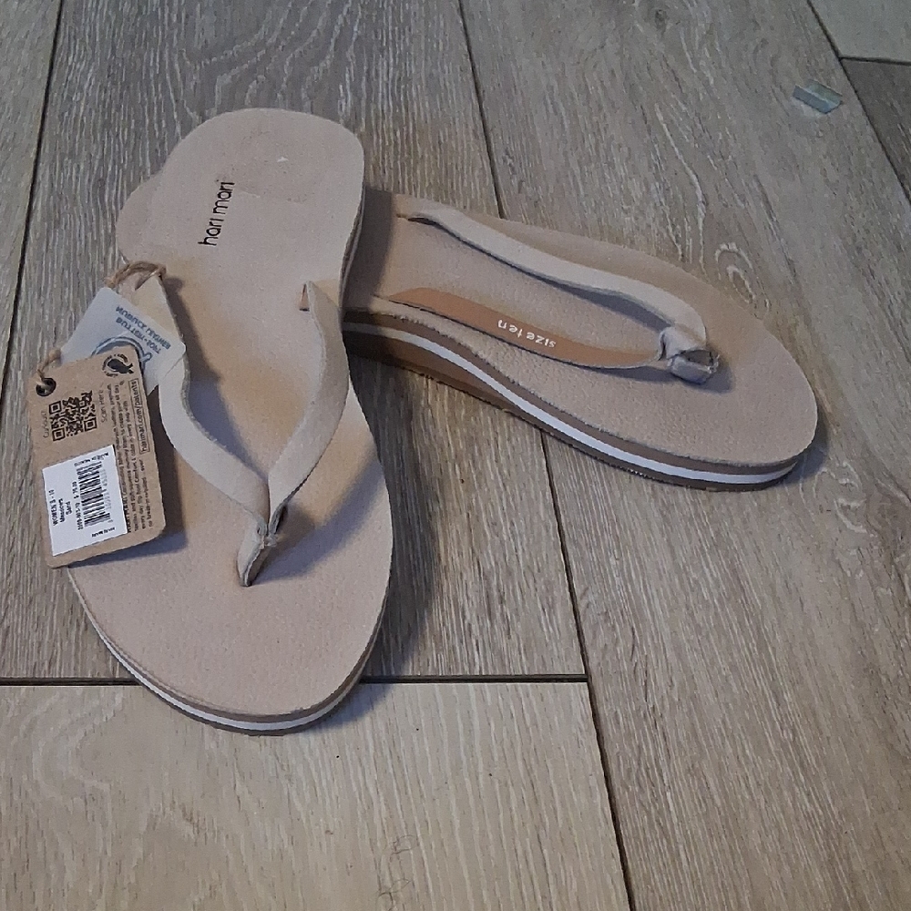 Hari Mari Cream Sandals
